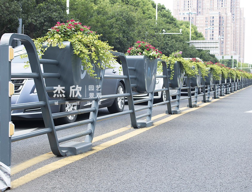 乘风破浪钣金花箱定制